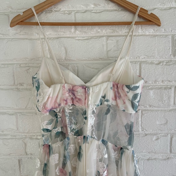 Windsor Floral White and Pink Dress - Picture 11 of 14